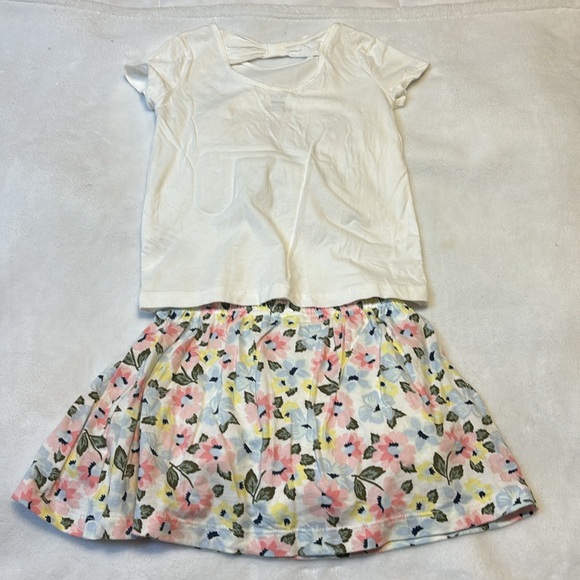 Carter’s Toddler Girls Shirts and Skort Set 4T - Picture 4 of 4